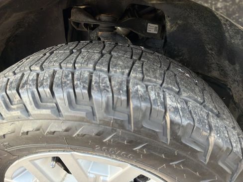 Used 2022 Nissan Frontier SV image 31