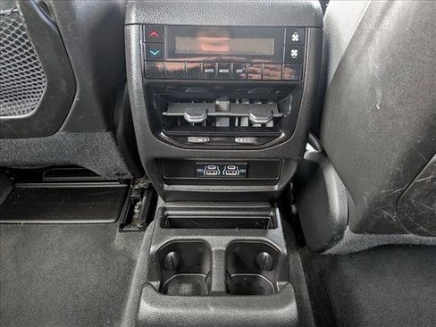 Used 2023 Jeep Grand Cherokee L Laredo AWD/4WD image 20