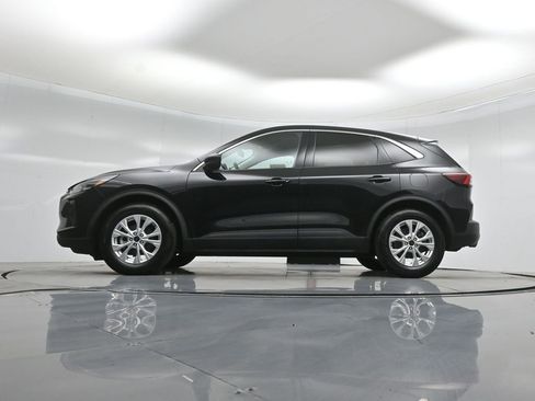 Certified 2024 Ford Escape Active w/ Cold Weather Package image 8