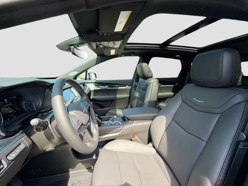 New 2026 Cadillac XT5 Premium Luxury w/ LPO, ONYX Package AWD/4WD image 22
