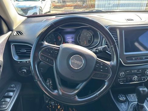 Used 2021 Jeep Cherokee Trailhawk w/ Comfort/Convenience Group image 22