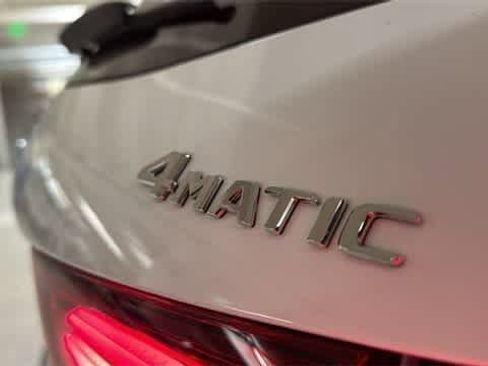 Used 2025 Mercedes-Benz GLA 250 4MATIC image 8