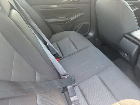 Used 2025 Nissan Altima 2.5 SV FWD image 29