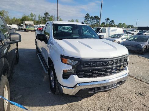 Used 2025 Chevrolet Silverado 1500 W/T RWD image 2