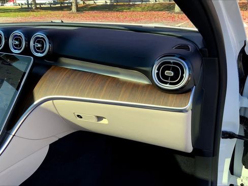 New 2026 Mercedes-Benz C 300 4MATIC Sedan image 10