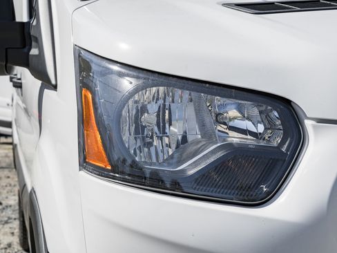 New 2026 Ford Transit 250 148 Medium Roof image 11