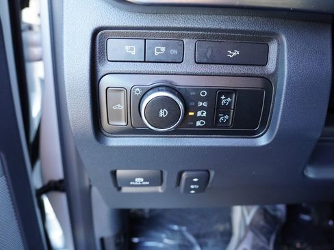 Certified 2023 Ford F350 Lariat w/ Chrome Package image 25