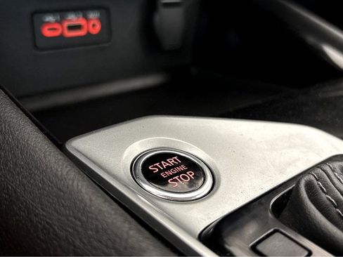 Used 2024 Nissan Altima 2.5 SV AWD/4WD image 5