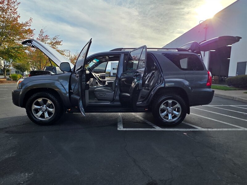 Used 2008 Toyota 4Runner Limited w/ Limited Extra Value Pkg 1 AWD/4WD image 23