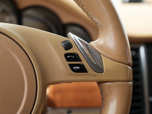 Used 2013 Porsche Panamera image 45