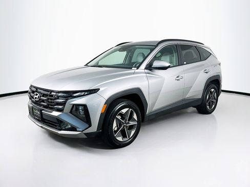 Used 2025 Hyundai Tucson SEL AWD/4WD image 3