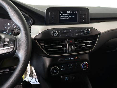 Used 2022 Ford Escape S FWD image 5