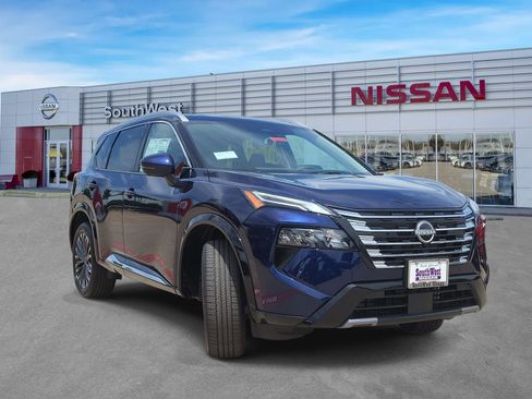 New 2026 Nissan Rogue Platinum AWD/4WD image 4