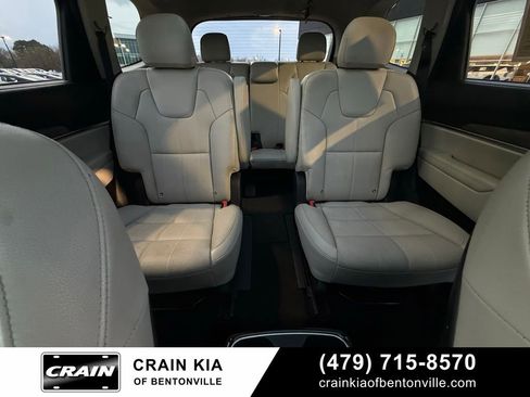Certified 2022 Kia Telluride SX w/ Nightfall Edition Package image 31