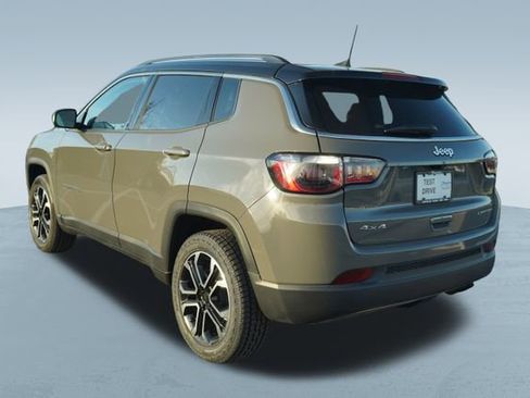 Used 2022 Jeep Compass Limited image 6