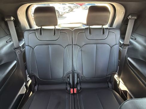 Used 2025 Jeep Grand Cherokee L Limited AWD/4WD image 17