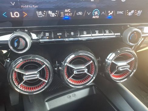 New 2026 Chevrolet Blazer EV RS AWD/4WD image 22