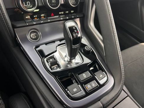 Used 2019 Jaguar F-TYPE Convertible RWD image 26