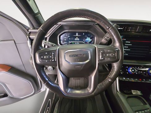 Used 2025 GMC Sierra 3500 Denali Ultimate AWD/4WD image 13