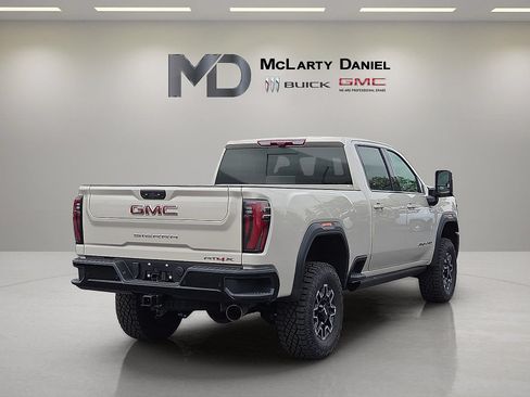 New 2026 GMC Sierra 2500 AT4X AWD/4WD image 5