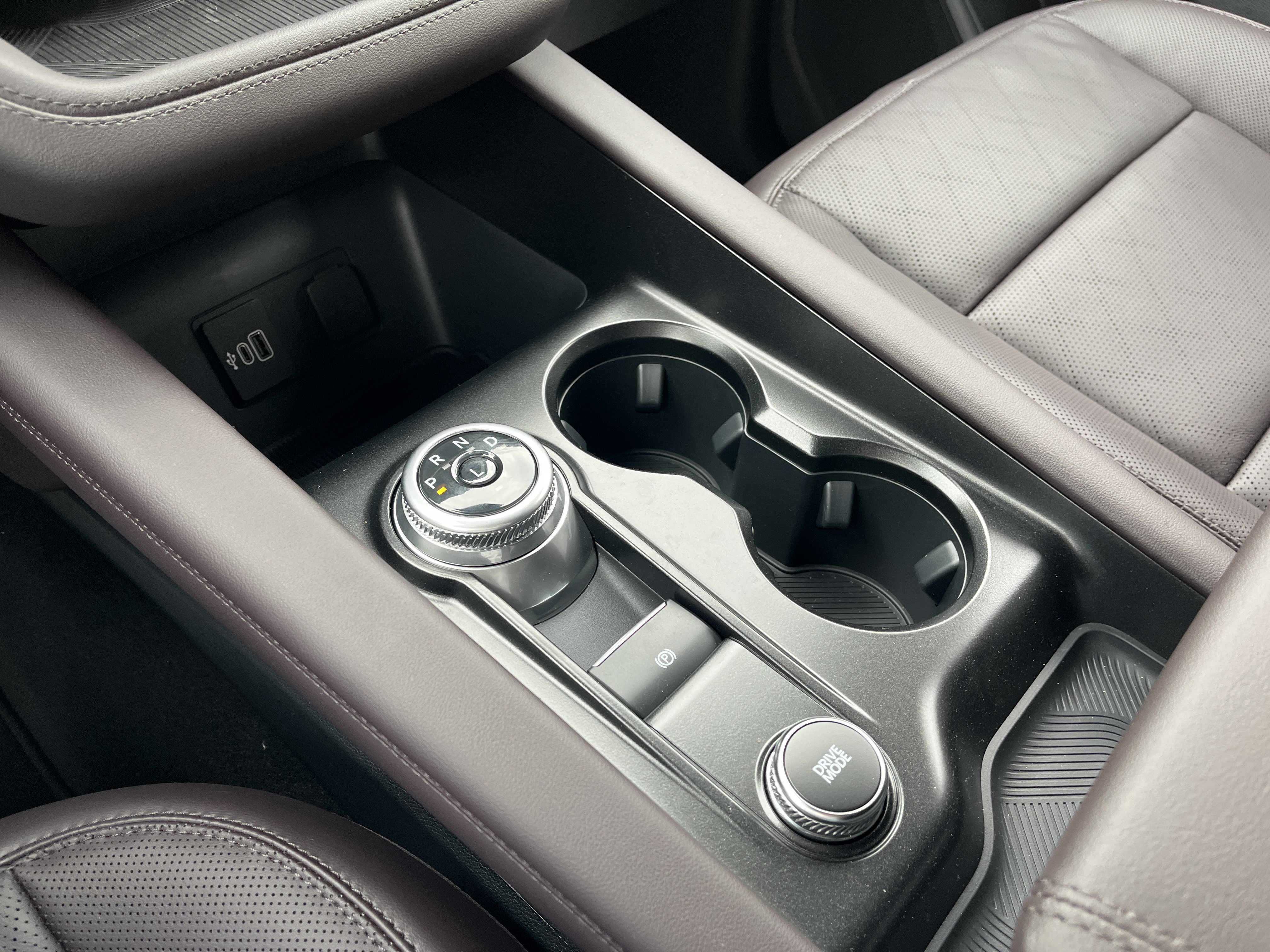 New 2027 Ford Explorer Platinum RWD image 20