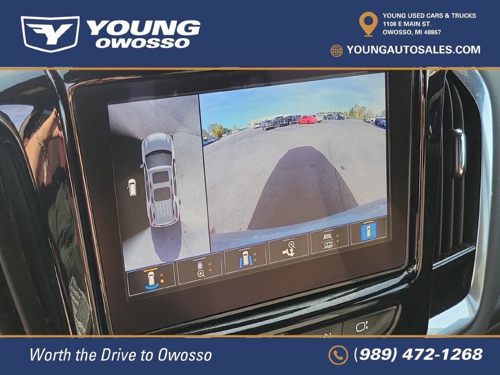 Used 2023 Chevrolet Traverse LT w/ Rear Camera Mirror Package AWD/4WD image 18