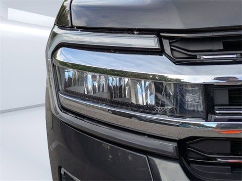 Used 2024 Ford Expedition Max Limited image 10