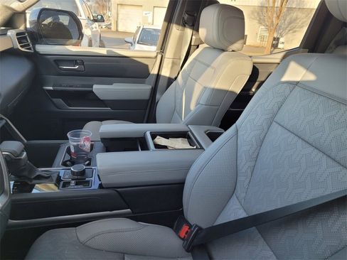 Used 2025 Toyota Tundra Limited image 5