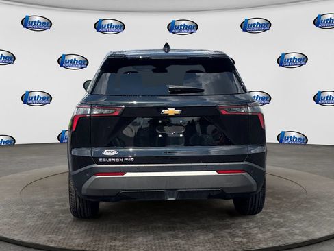 Used 2026 Chevrolet Equinox LT AWD/4WD image 4
