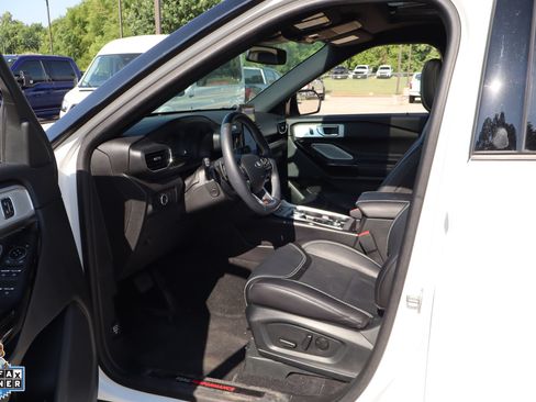 Used 2024 Ford Explorer ST w/ Equipment Group 401A AWD/4WD image 26