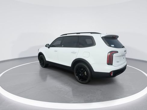 Used 2025 Kia Telluride EX X-Line image 6