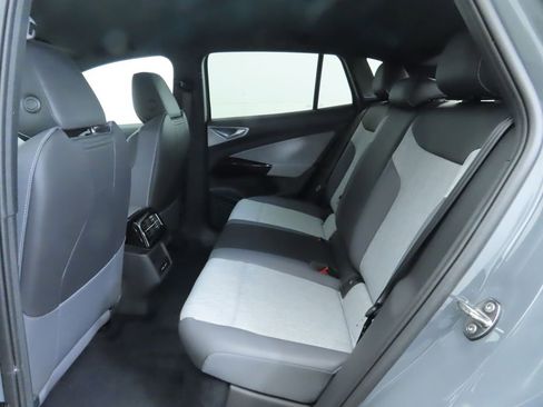 New 2026 Volkswagen ID.4 Pro image 22