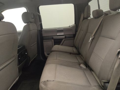 Used 2017 Ford F150 XLT w/ Equipment Group 302A Luxury AWD/4WD image 18