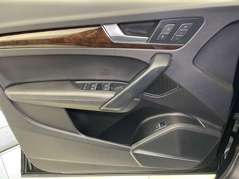 Used 2019 Audi Q5 2.0T Premium Plus w/ Premium Plus Package image 35