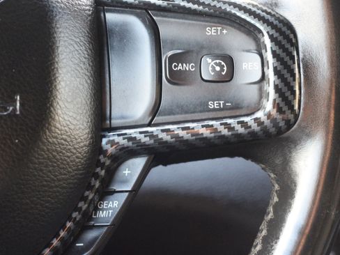 Used 2019 RAM 1500 Big Horn AWD/4WD image 17