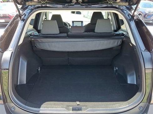 Used 2025 Toyota RAV4 XLE AWD/4WD image 21