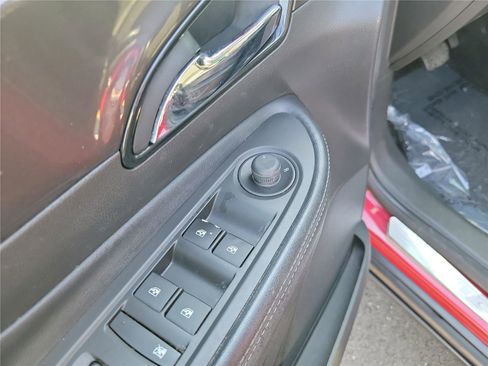 Used 2019 Buick Encore Preferred image 22