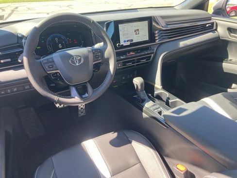 New 2026 Toyota Camry SE image 11