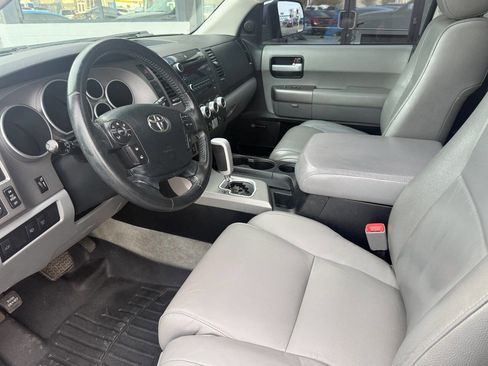 Used 2011 Toyota Sequoia Limited image 9