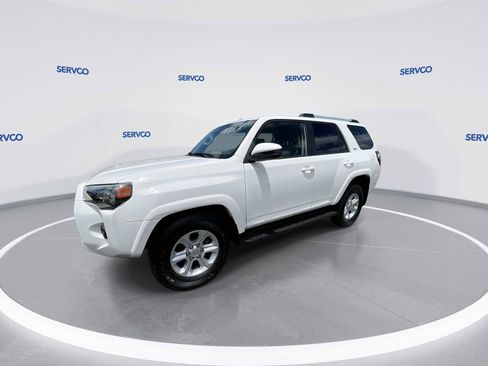 Used 2024 Toyota 4Runner SR5 RWD image 4