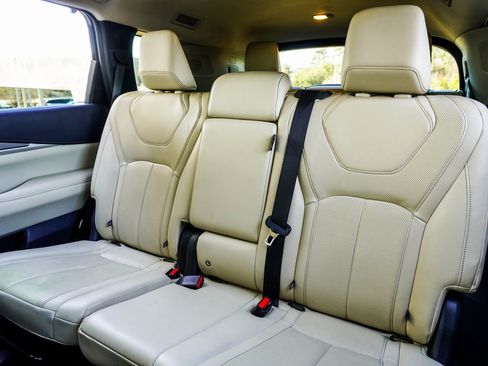 Used 2023 INFINITI QX60 Luxe w/ Cargo Package image 37