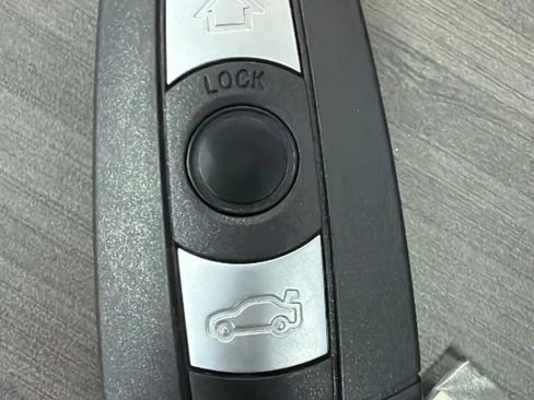 Used 2011 BMW X5 xDrive35i image 24