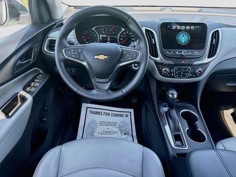 Used 2018 Chevrolet Equinox Premier FWD image 25