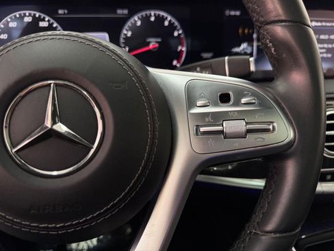 Used 2018 Mercedes-Benz S 560 Sedan image 15