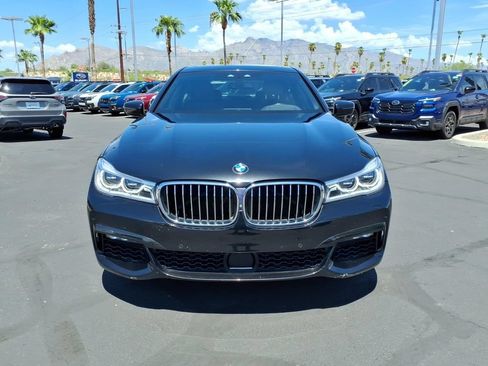 Used 2019 BMW 750i xDrive w/ M Sport Package AWD/4WD image 8