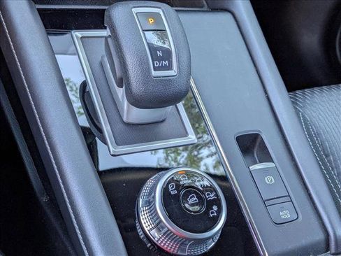 Used 2023 Mitsubishi Outlander ES image 14