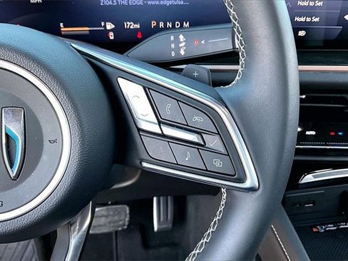 Used 2025 Buick Envision Sport Touring image 12