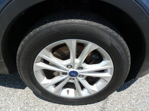 Used 2018 Ford Escape SE AWD/4WD image 17