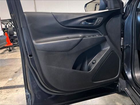 Certified 2022 Chevrolet Equinox LT image 9