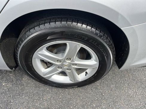 Used 2022 Chevrolet Malibu LS w/ Driver Confidence Package II image 31